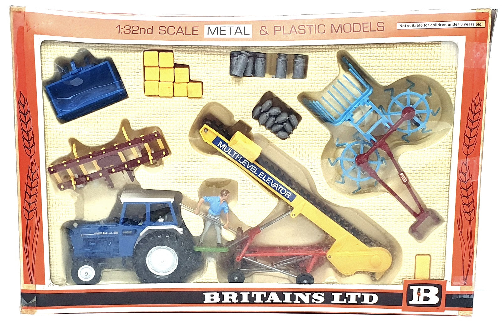 Britains 1/32 Scale 9590 - Ford 6600 Farm Tractor & Implement Set