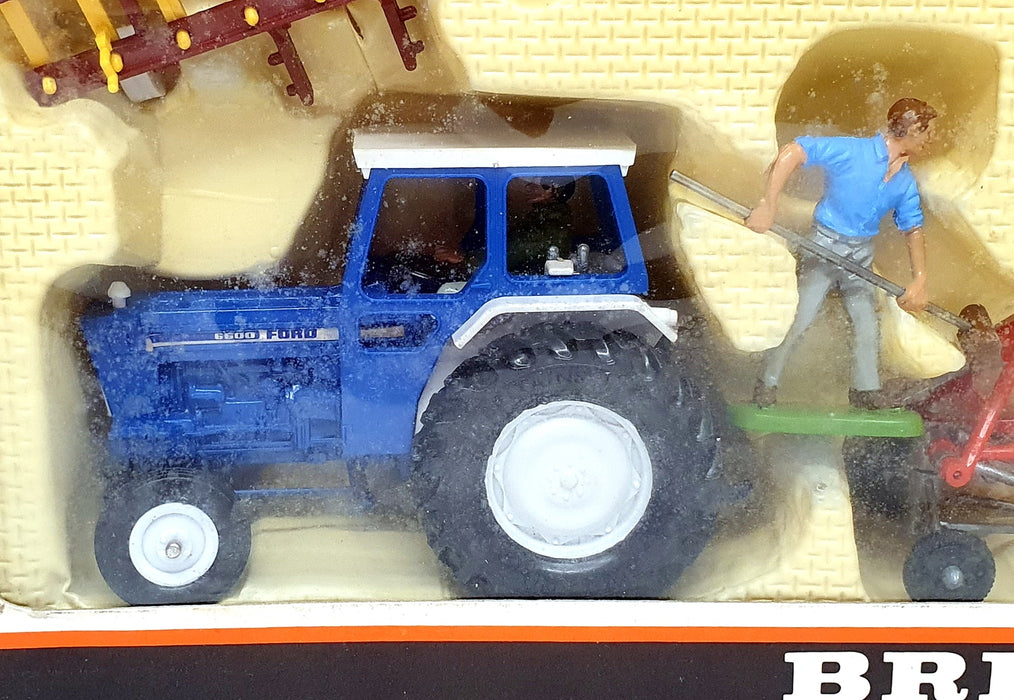 Britains 1/32 Scale 9590 - Ford 6600 Farm Tractor & Implement Set