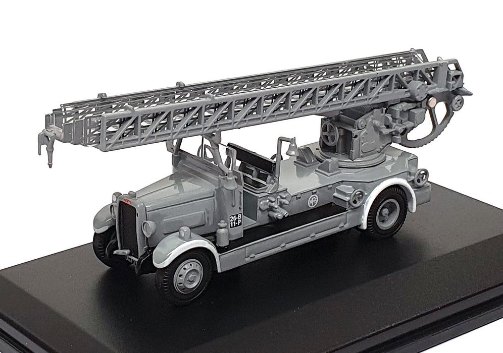 Oxford Diecast 1/76 Scale 76TLM004 - London Wartime Grey Leyland TLM Fire Engine