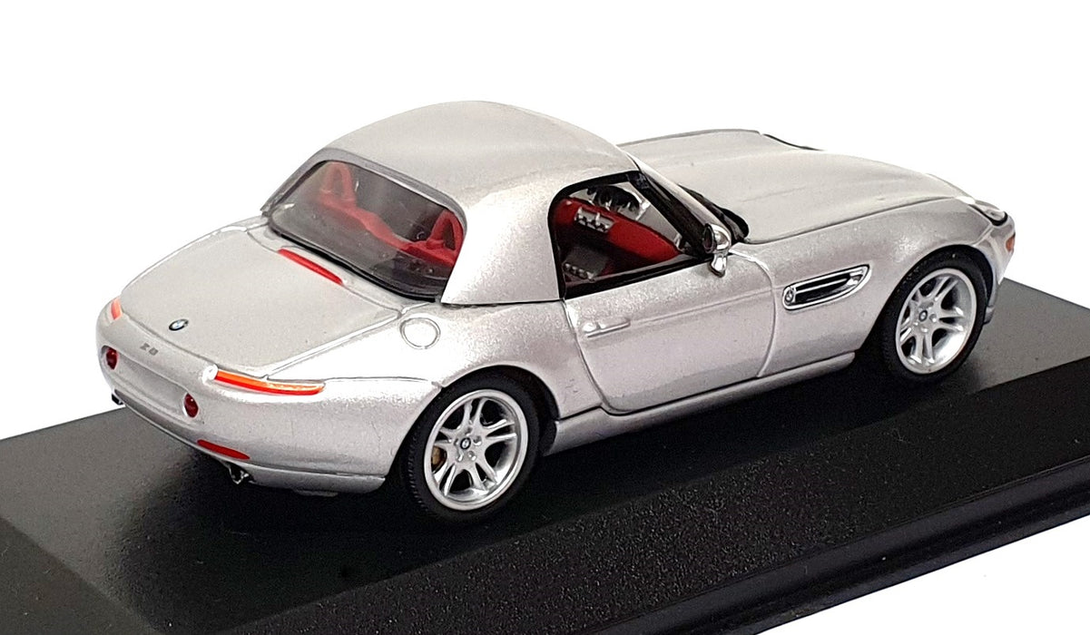 Minichamps 1/43 Scale 431 028750 - 2000 BMW Z8 Hardtop - Met. Silver