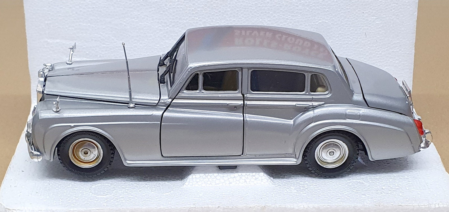 Polistil 1/30 Scale Diecast S634 - Rolls Royce Silver Cloud III - Silver