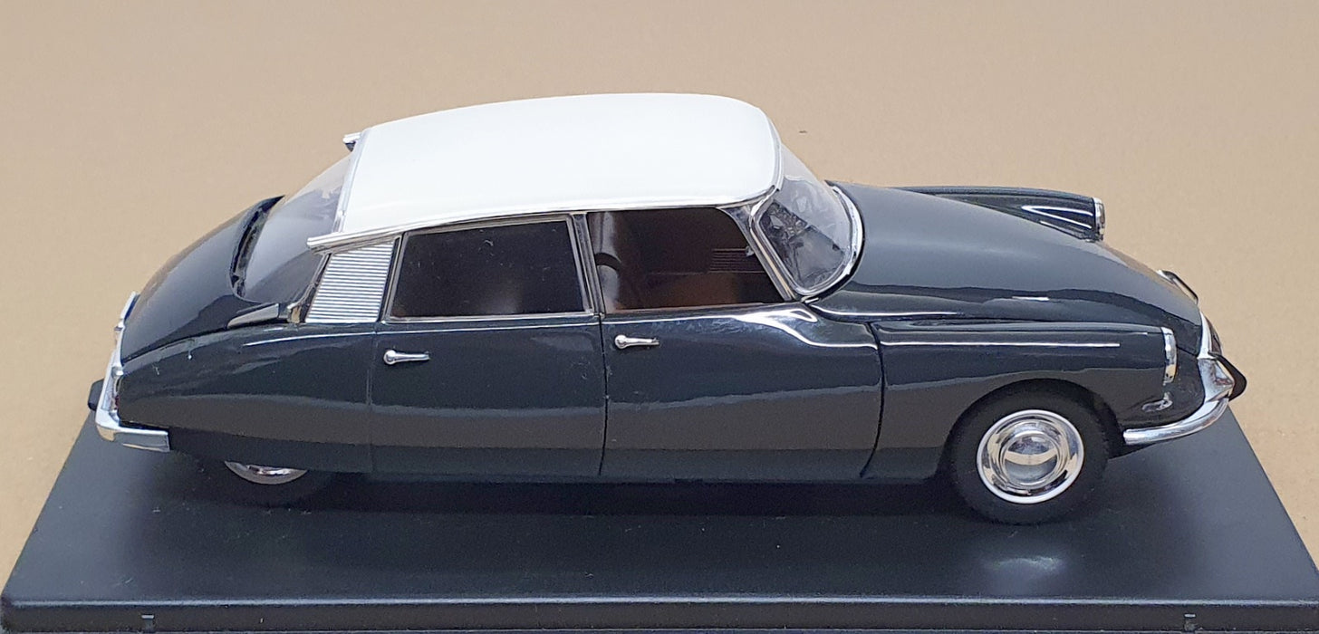 Leo Models 1/24 Scale LE2463 - 1963 Citroen DS 19 - Dk. Grey/Black