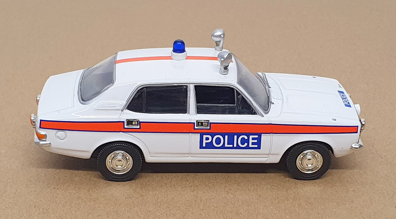 Vanguards 1/43 Scale VA06302 - Morris Marina 1800 Essex Police - White