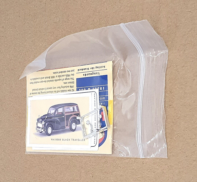 Vanguards 1/43 Scale VA10000 - Morris Minor Traveller - Black