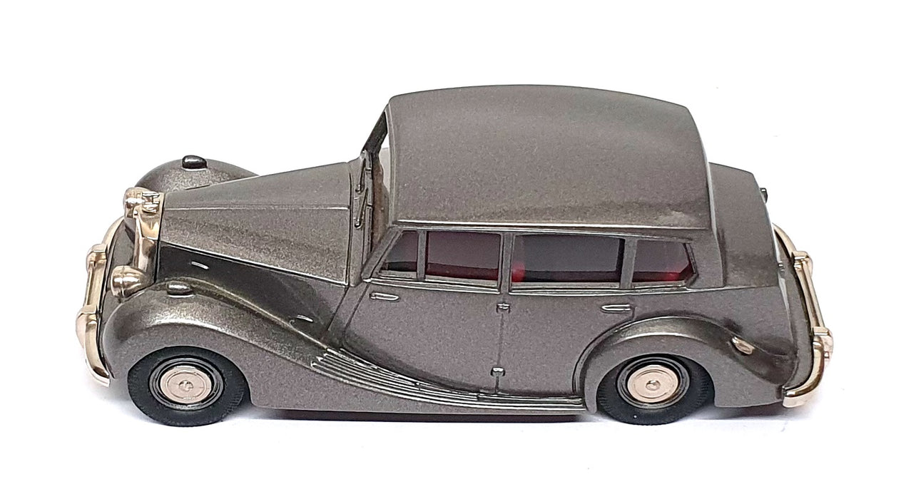 Lansdowne Models 1/43 Scale LDM8 - 1954 Triumph Renown - Met. Grey