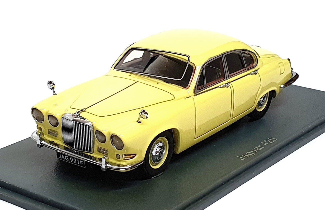 Neo Scale Models 1/43 Scale Resin 43921 - Jaguar 420 - Yellow
