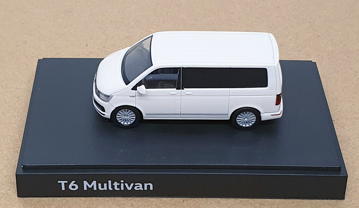 Herpa 1/87 Scale 7E5099301BB9A - Volkswagen T6 Multivan - Candy White