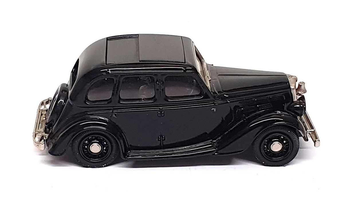Brooklin Models 1/43 Scale IPV24 - 1936 Morris Ten-Four Sunderland Police