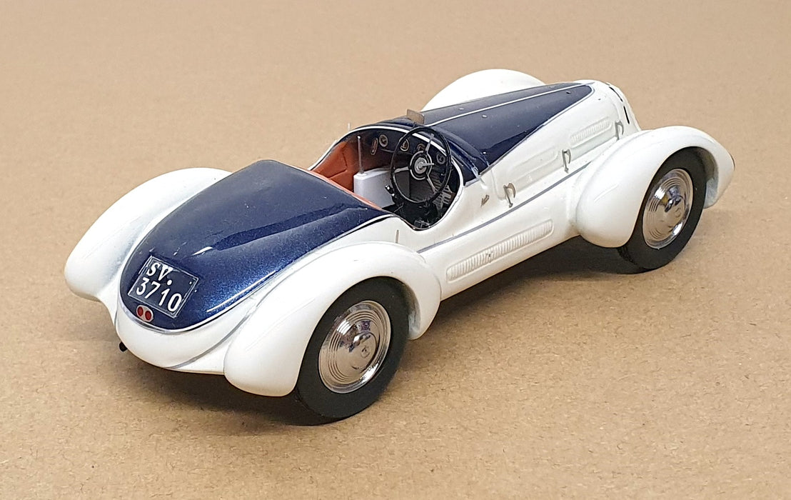 Unknown Brand ? 1/43 Scale LIB018 - 1931-38 Alfa Romeo 6C - Dk. Blue/White