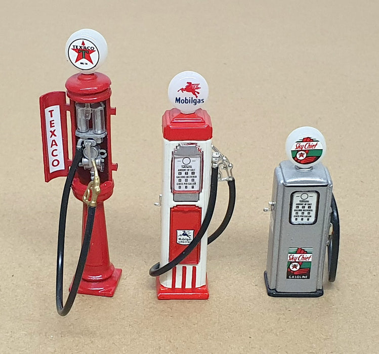 Avoncast ? 1/43 Scale LIB025 - 3x Petrol Gas Pumps Texaco Mobilgas Sky Chief