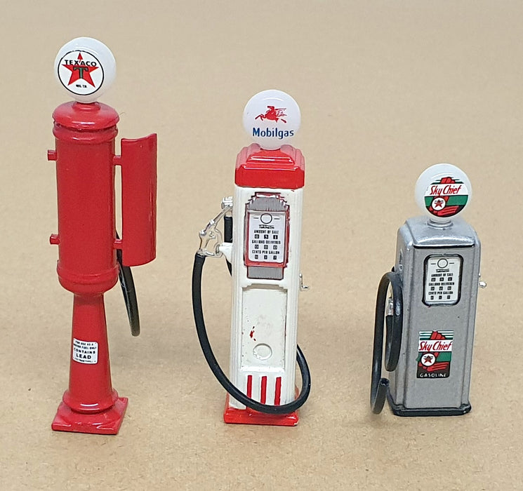 Avoncast ? 1/43 Scale LIB025 - 3x Petrol Gas Pumps Texaco Mobilgas Sky Chief