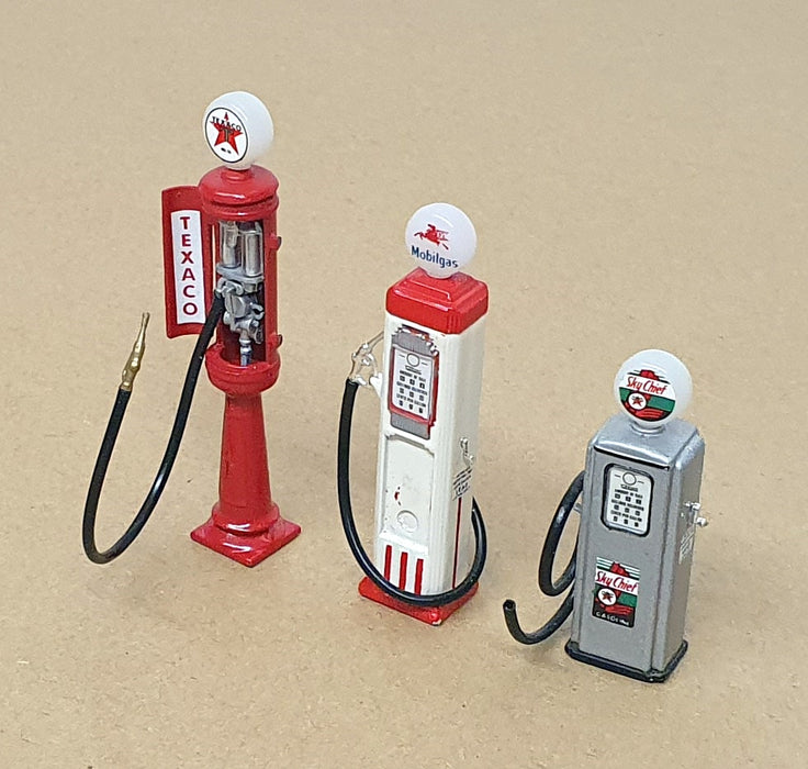 Avoncast ? 1/43 Scale LIB025 - 3x Petrol Gas Pumps Texaco Mobilgas Sky Chief
