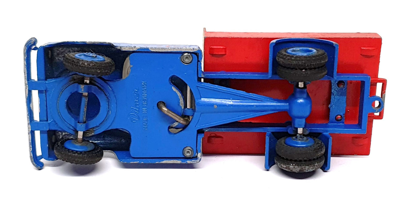 Vilmer Appx 12cm Long Diecast LIB026 - Chevrolet Truck - Blue/Red