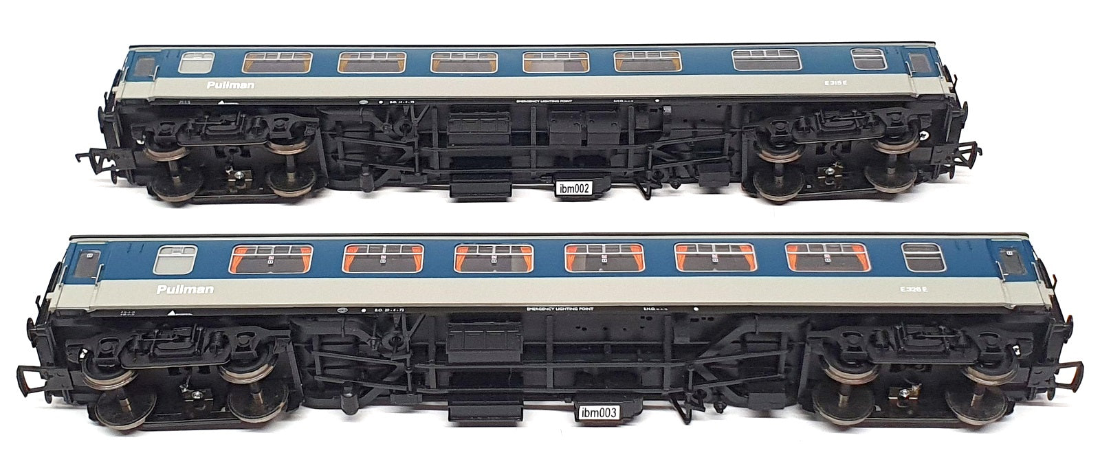 Bachmann OO Gauge 32-803 Class 47/0 47148 BR Blue + 6 Pullman Coaches & 1 Other