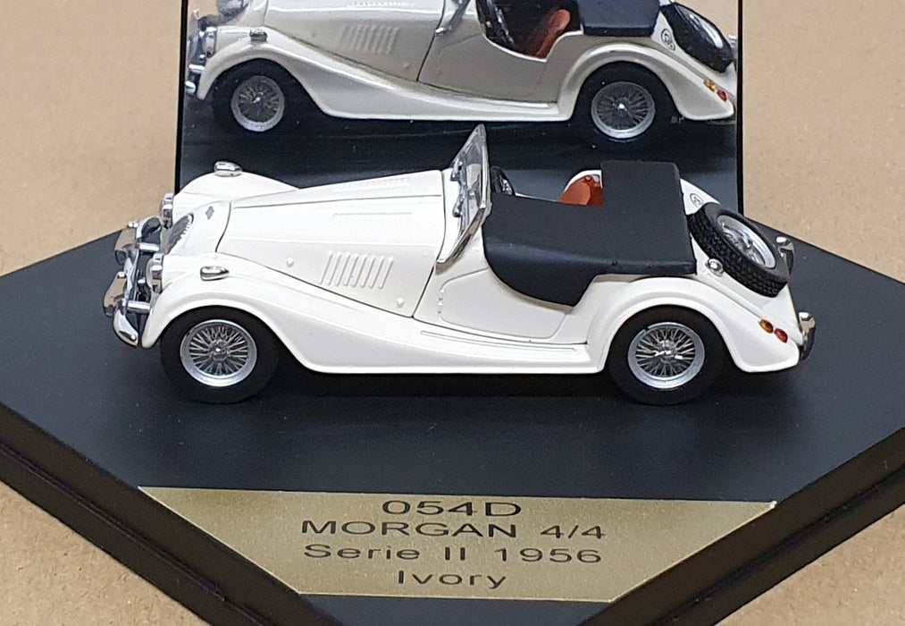 Vitesse 1/43 Scale Diecast 054D - 1956 Morgan 4/4 Series II - Ivory