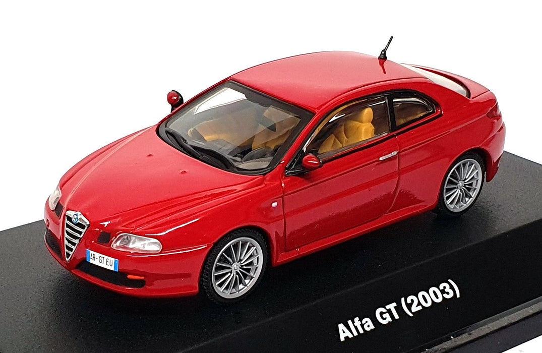 Maxi Car 1/43 Scale Diecast 1059 - 2003 Alfa Romeo Alfa GT - Red