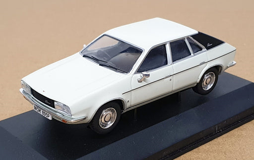 Vanguards 1/43 Scale Diecast VA10201 - Austin Princess 2200HL - Glacier White