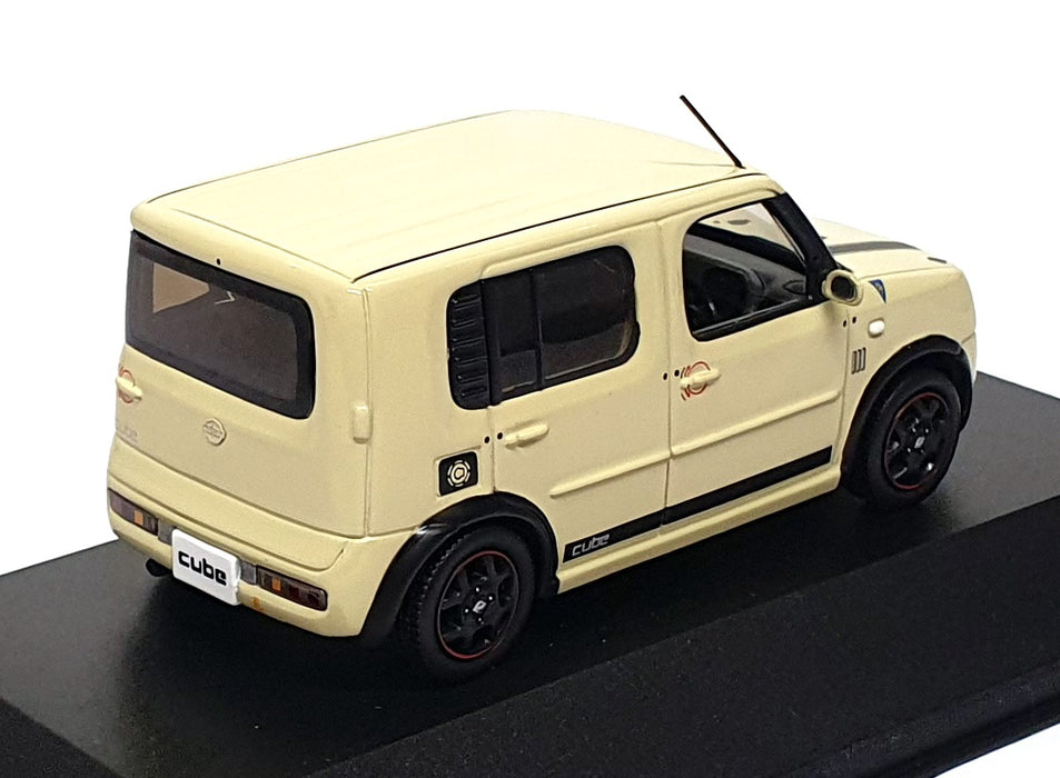 J Collection 1/43 Scale JC131 - 2006 Nissan Cube SX Neoclassical Beans - Beige
