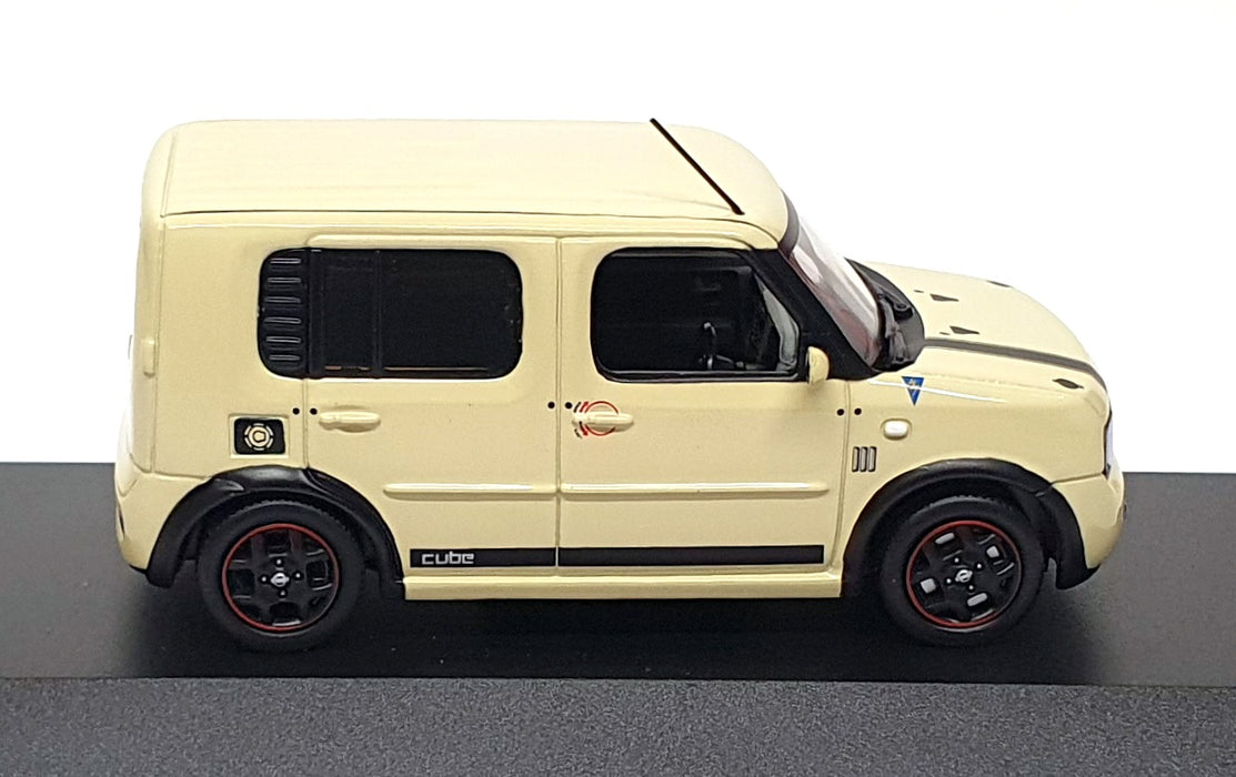J Collection 1/43 Scale JC131 - 2006 Nissan Cube SX Neoclassical Beans - Beige