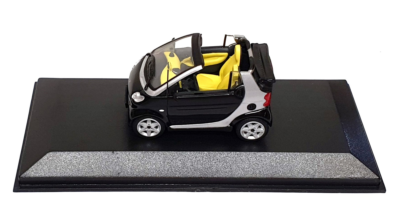 Dealership Model 1/43 Scale DS18926 - Smart Fortwo Cabrio - Black