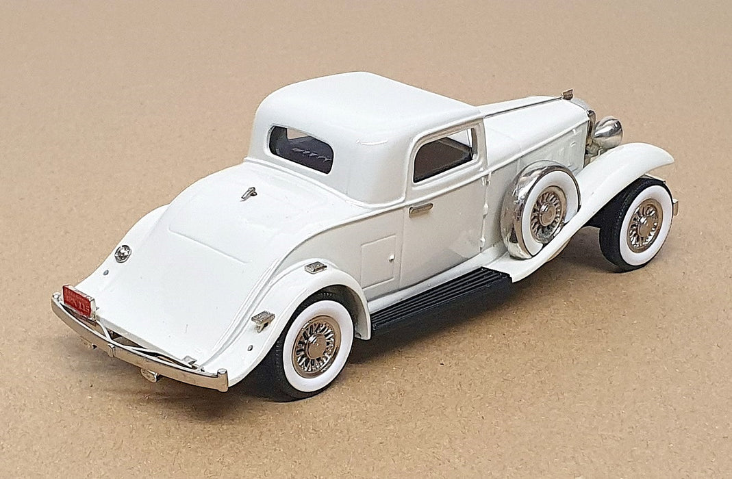 Brooklin Models 1/43 Scale BRK116 - 1931 Marmon Sixteen 2-Pass Coupe Pale Cream