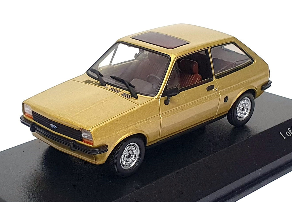 Minichamps 1/43 Scale 400 085100 - 1976 Ford Fiesta - Met. Gold
