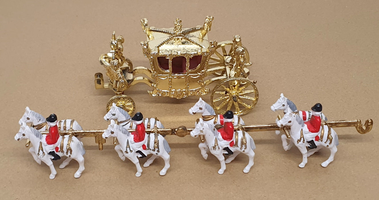 Crescent Toys Appx 31cm Long Diecast 1301 - The Royal State Coach - Gold