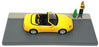 Grani & Partners 1/43 Scale DIR118 - 2001 Maserati Spyder 3200 Diorama - Yellow