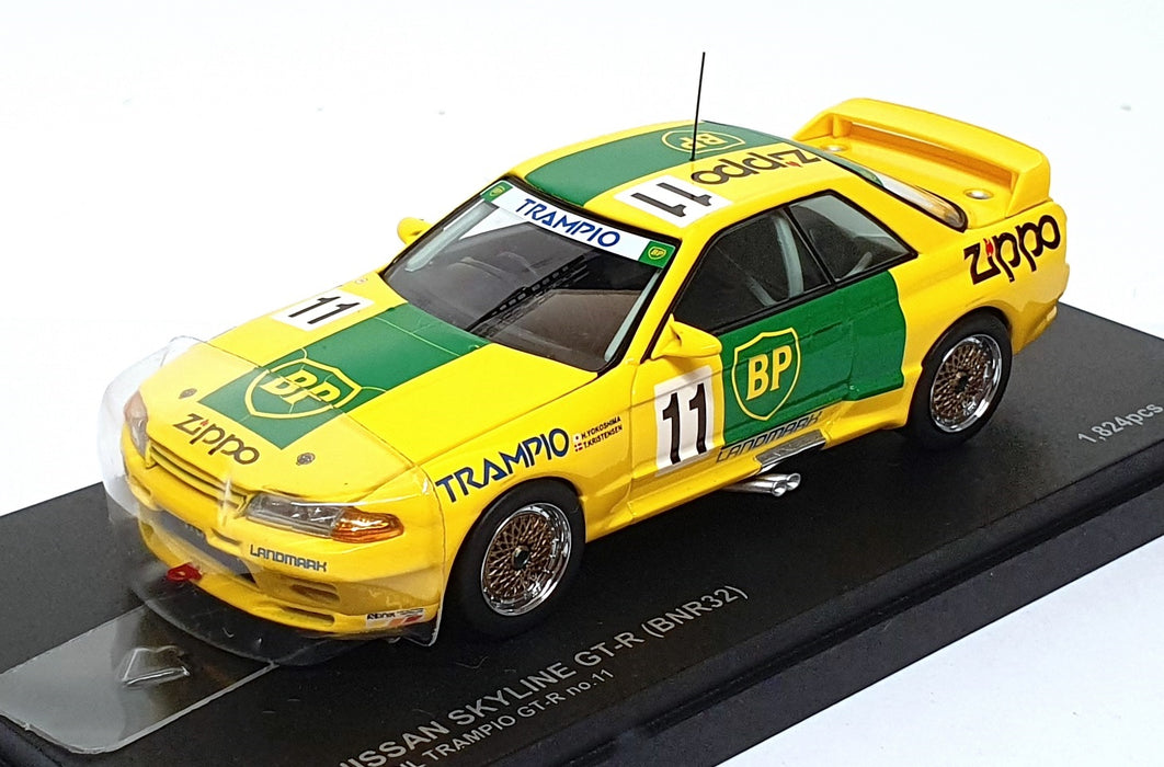 Kyosho 1/43 Scale 03225E - Nissan Skyline GT-R BNR32 BP Oil Trampio GT-R #11
