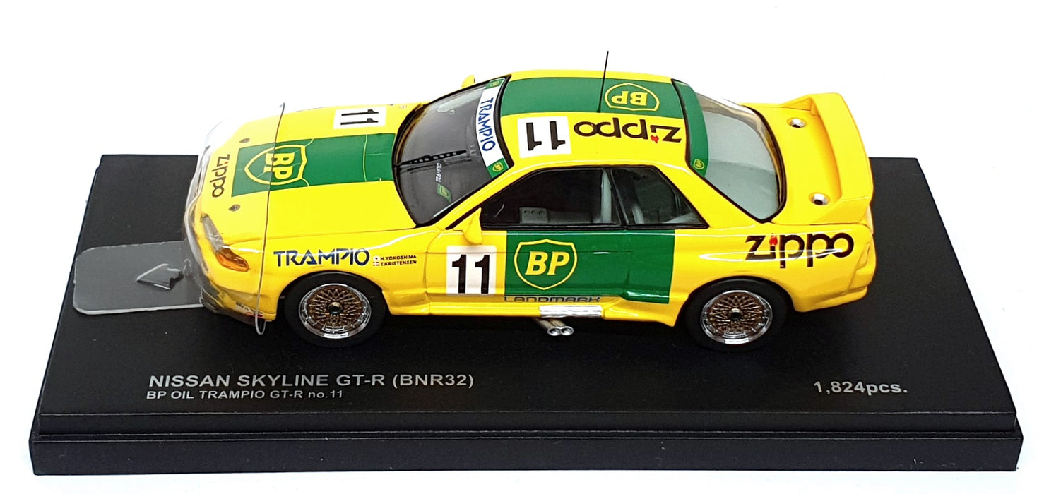 Kyosho 1/43 Scale 03225E - Nissan Skyline GT-R BNR32 BP Oil Trampio GT-R #11