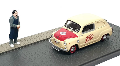 Solido 1/43 Scale DIR120 - 1965 Seat 600D Frigo Diorama - Cream/Red