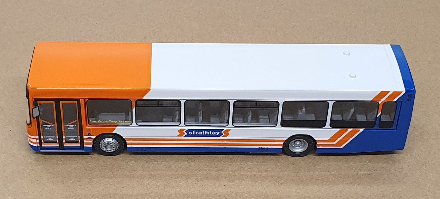 EFE 1/76 Scale 27616 - Wright Volvo Renown Bus Strathtay Rt. 73