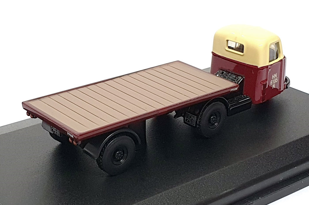 Oxford Diecast 1/76 Scale 76RAB006 Scammell Scarab Flat Truck BR - Cream/Maroon