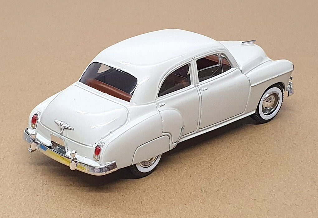 A Century Of Cars 1/43 Scale AEX2919 - 1950 Chevrolet - Lt. Grey