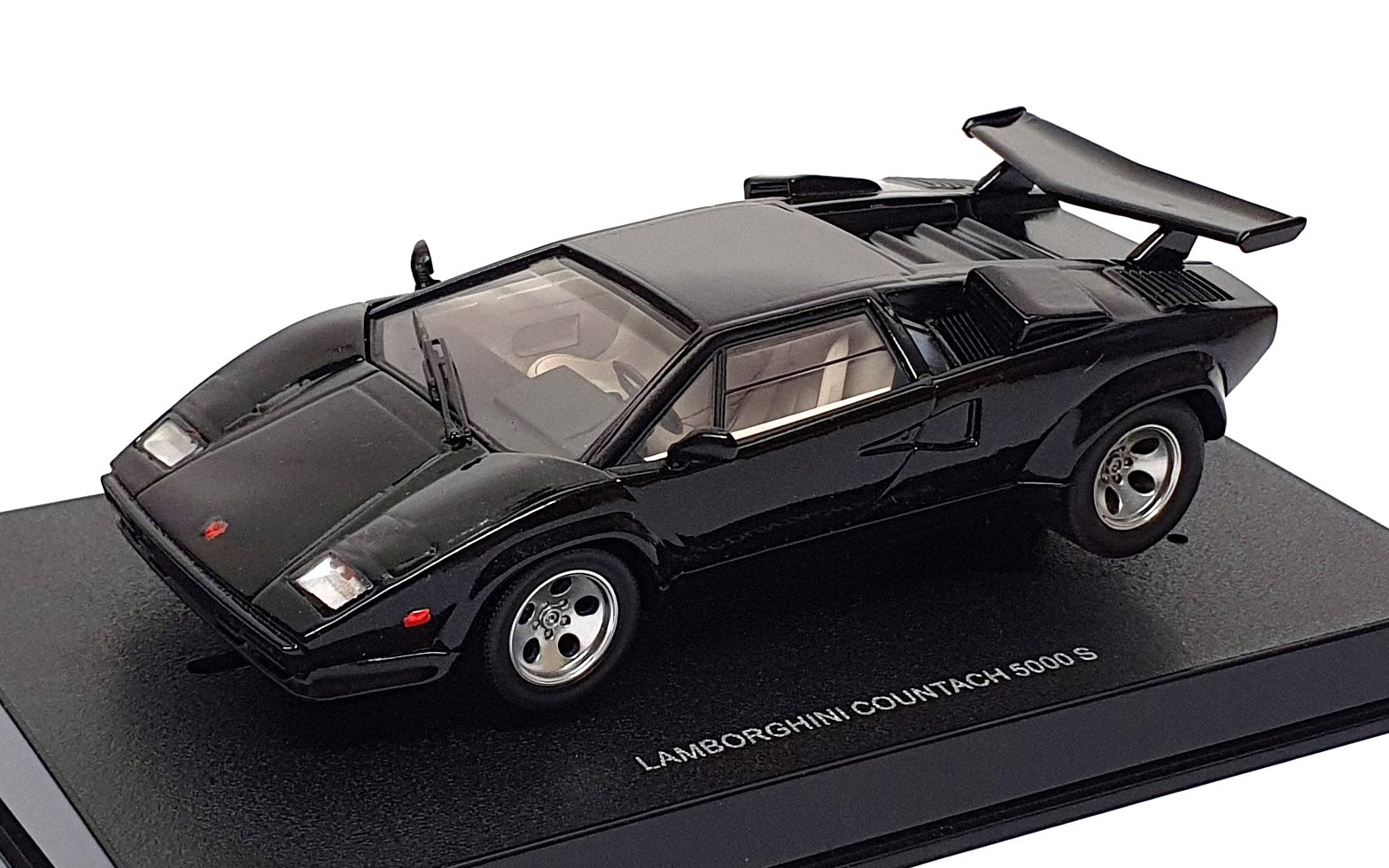 Autoart 1/32 Scale Slotcar 13091 - Lamborghini Countach 5000 S - Black REPAINT