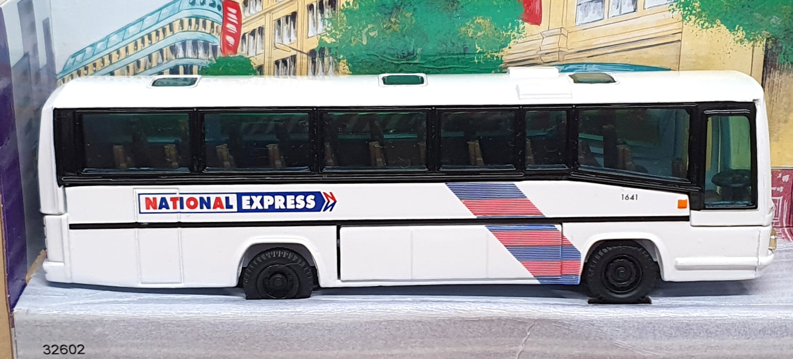 Corgi Appx 20cm Long Diecast 32602 - Plaxton Coach National Express - White