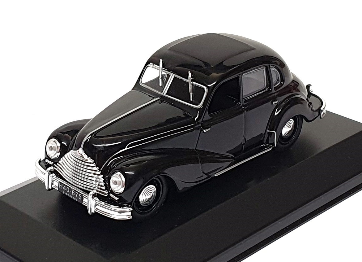 Altaya 1/43 Scale Diecast 22926A - East German EMW 340 - Black