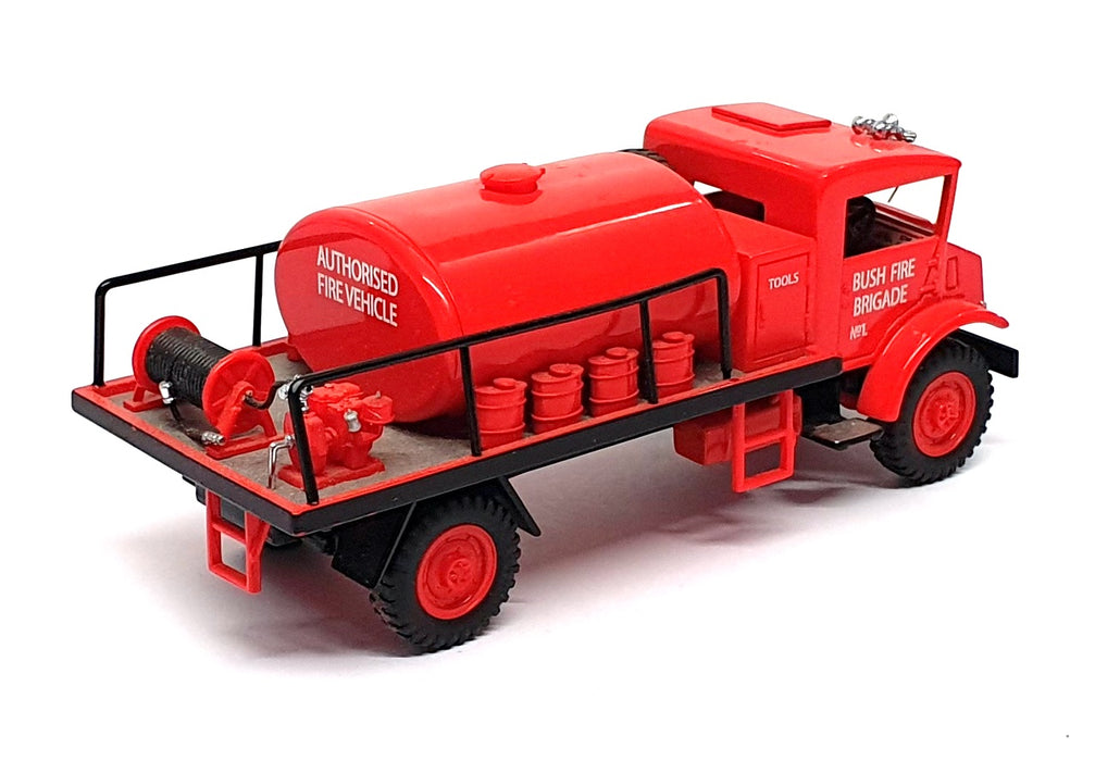 Trux 1/50 Scale TX8 - Late 1940's Chevrolet Blitz Wagon Fire Tanker Truck - Red