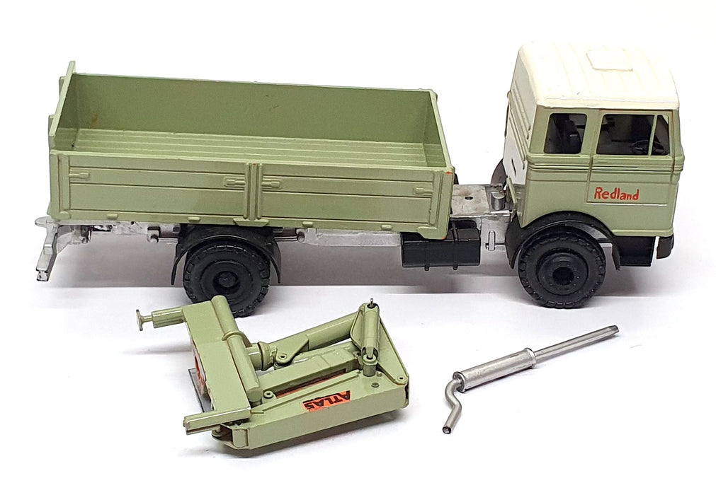 Conrad 1/50 Scale 3061 Atlas Redland Mercedes Benz AK 5007 Hydraulic Truck Green