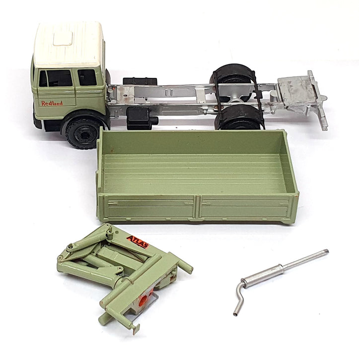 Conrad 1/50 Scale 3061 Atlas Redland Mercedes Benz AK 5007 Hydraulic Truck Green