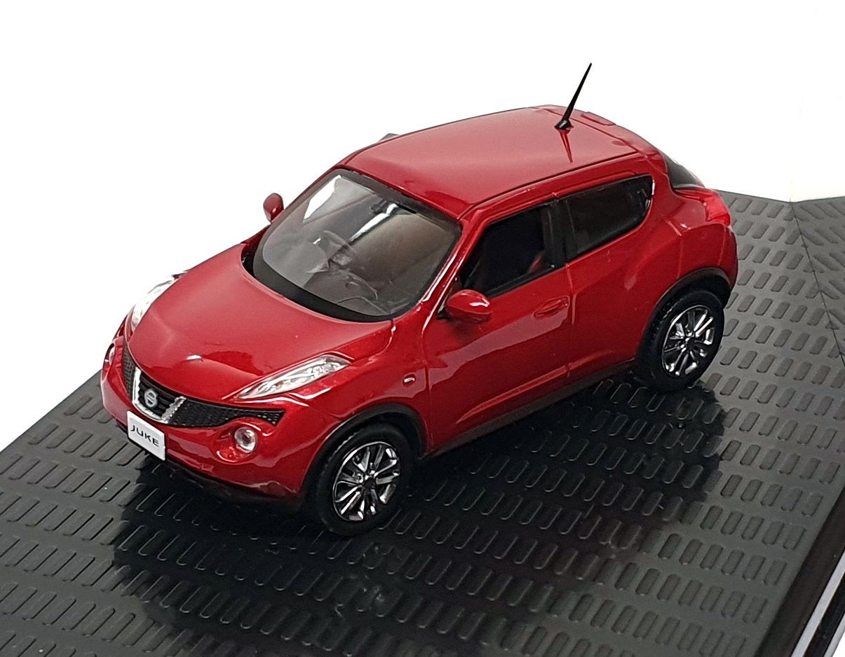 Nissan Dealership Model 1/43 Scale 02138 - Nissan Juke - Radiant Red