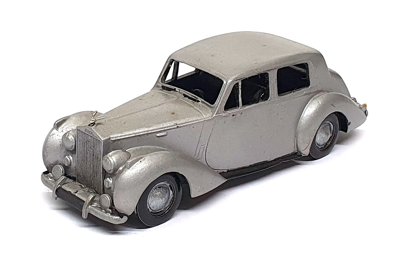 Danbury Mint 11cm Long Pewter Model RR54P - 1954 Rolls Royce Silver Dawn