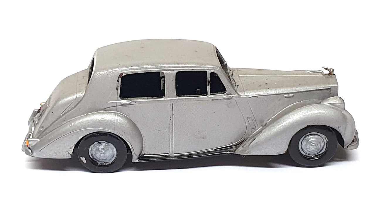 Danbury Mint 11cm Long Pewter Model RR54P - 1954 Rolls Royce Silver Dawn