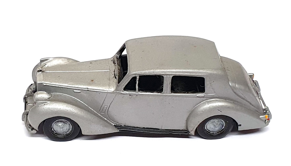 Danbury Mint 11cm Long Pewter Model RR54P - 1954 Rolls Royce Silver Dawn