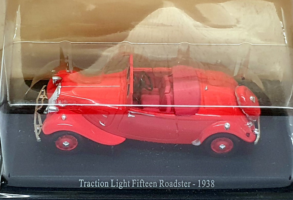 Atlas 1/43 Scale 6112 530 - 1938 Citroen Traction Light Fifteen Roadster - Red