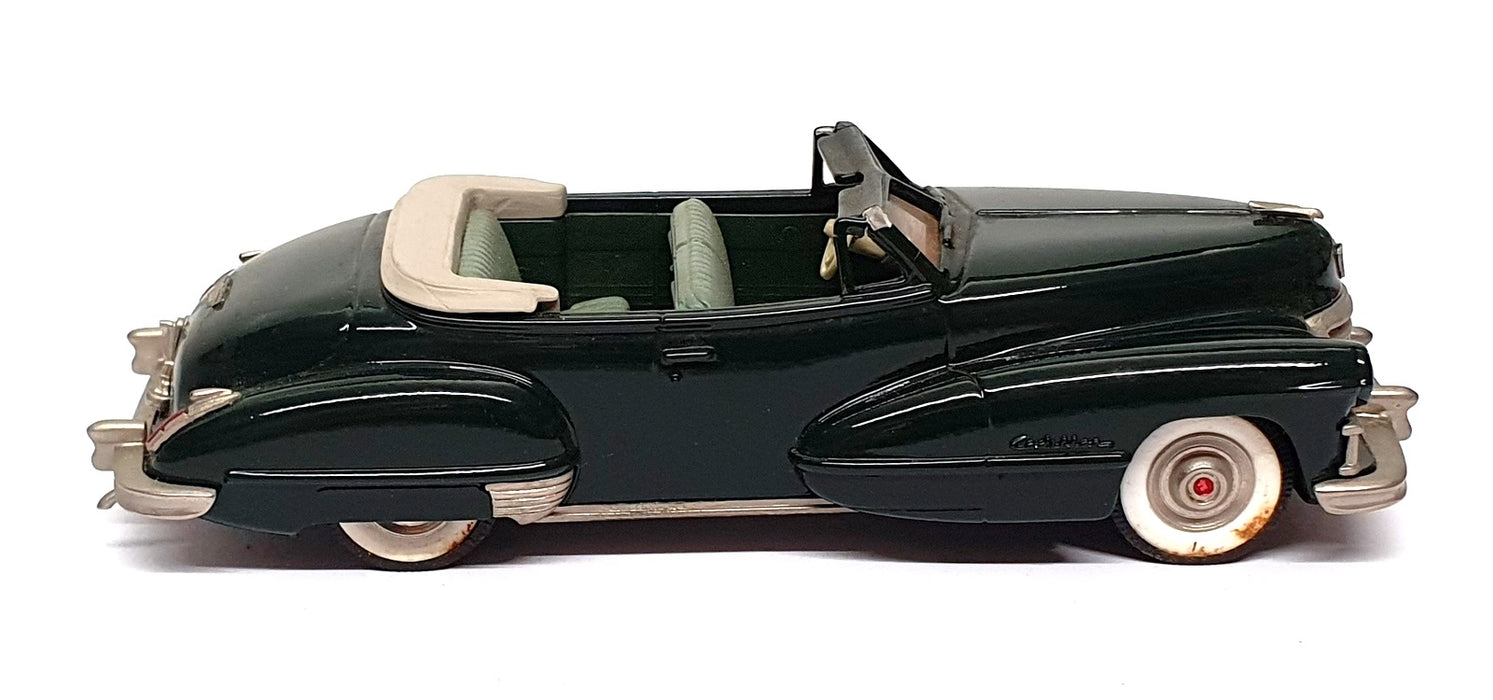 Brooklin Models 1/43 Scale LIB052 - 1947 Cadillac Series 62 Convertible - Green