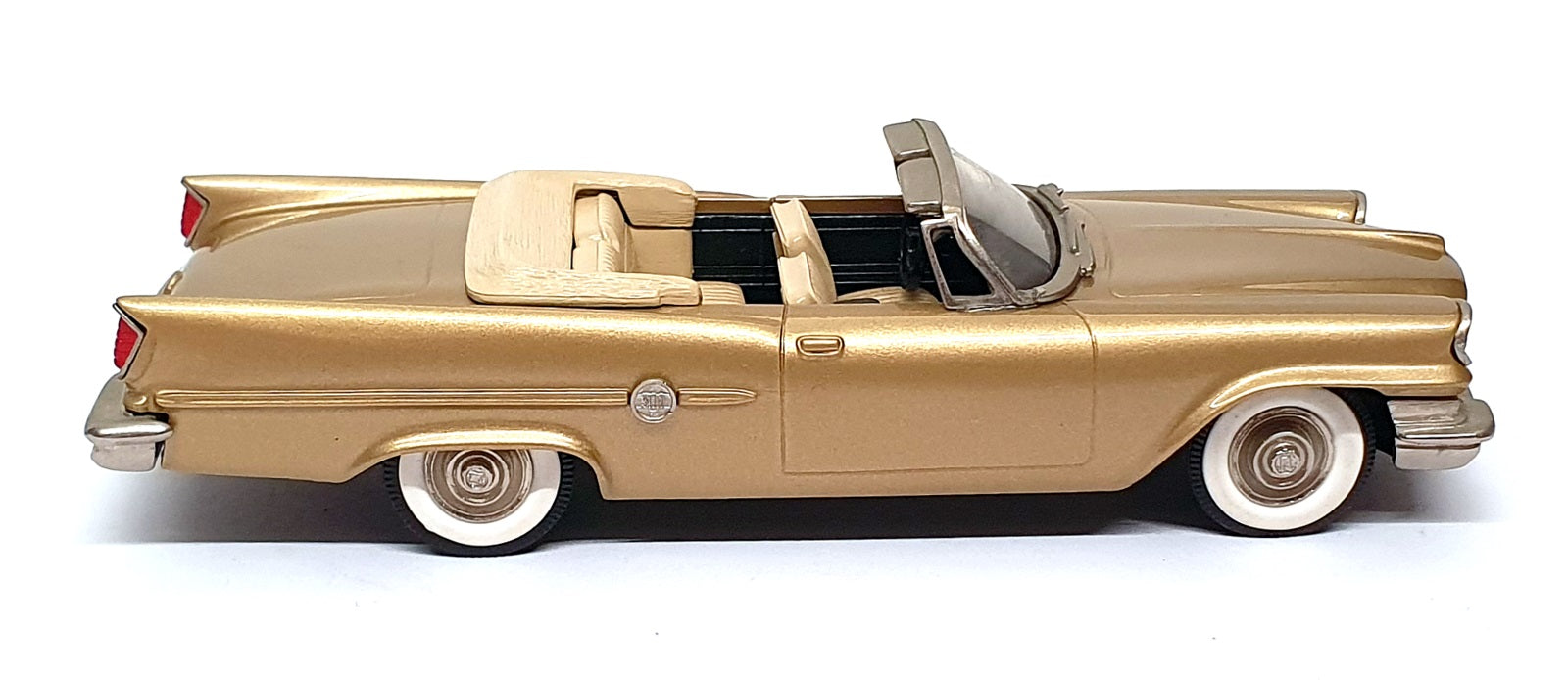 Brooklin Models 1/43 Scale LIB054 - 1959 Chrysler 300E Convertible - Gold