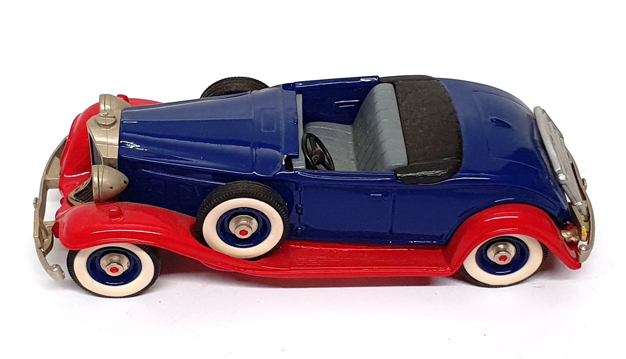 Brooklin Models 1/43 Scale LIB061 - 1932 Packard Light 8 - Blue/Red