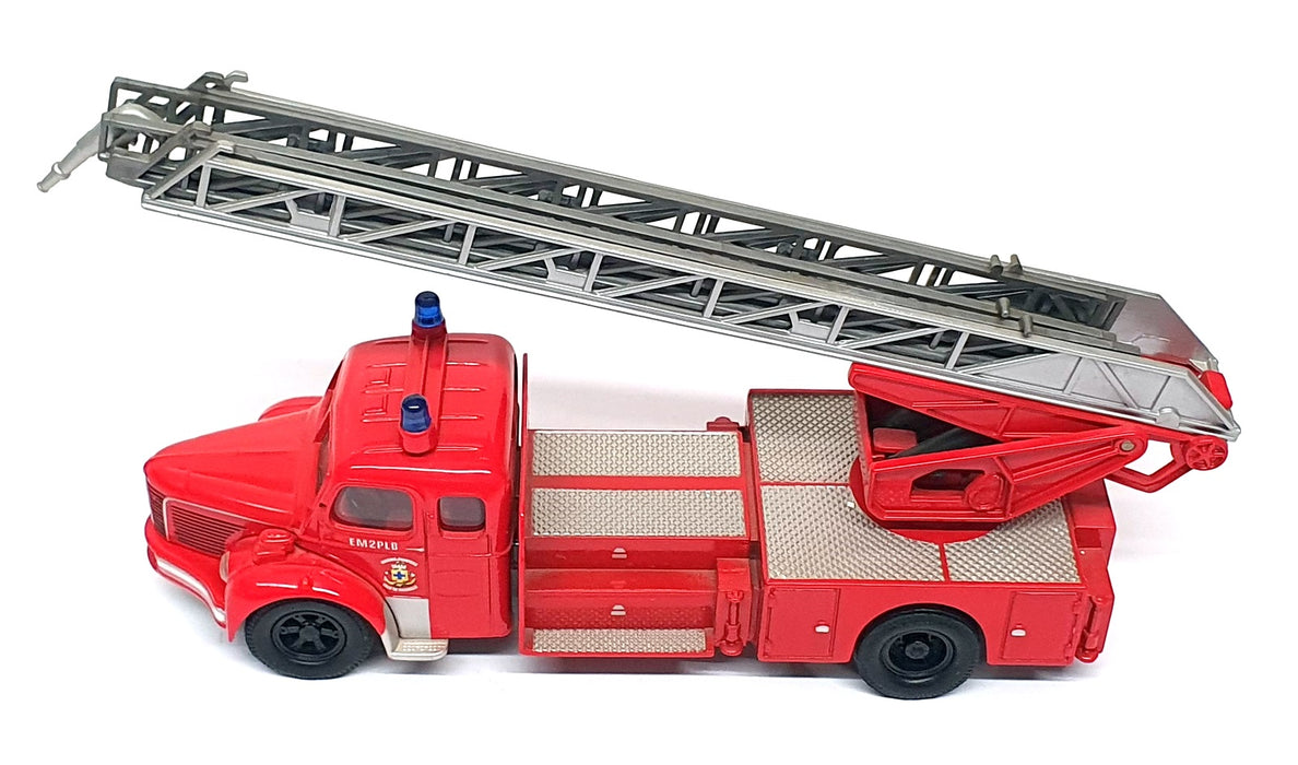 Corgi 1/50 Scale 73502 - Berliet GLR Grande Echelle Marseille Fire Truck - Red