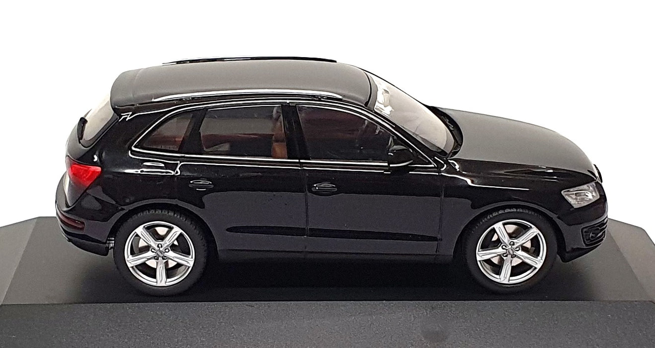 Schuco 1/43 Scale Diecast 501.08.056.33 - Audi Q5 - Phantom Black